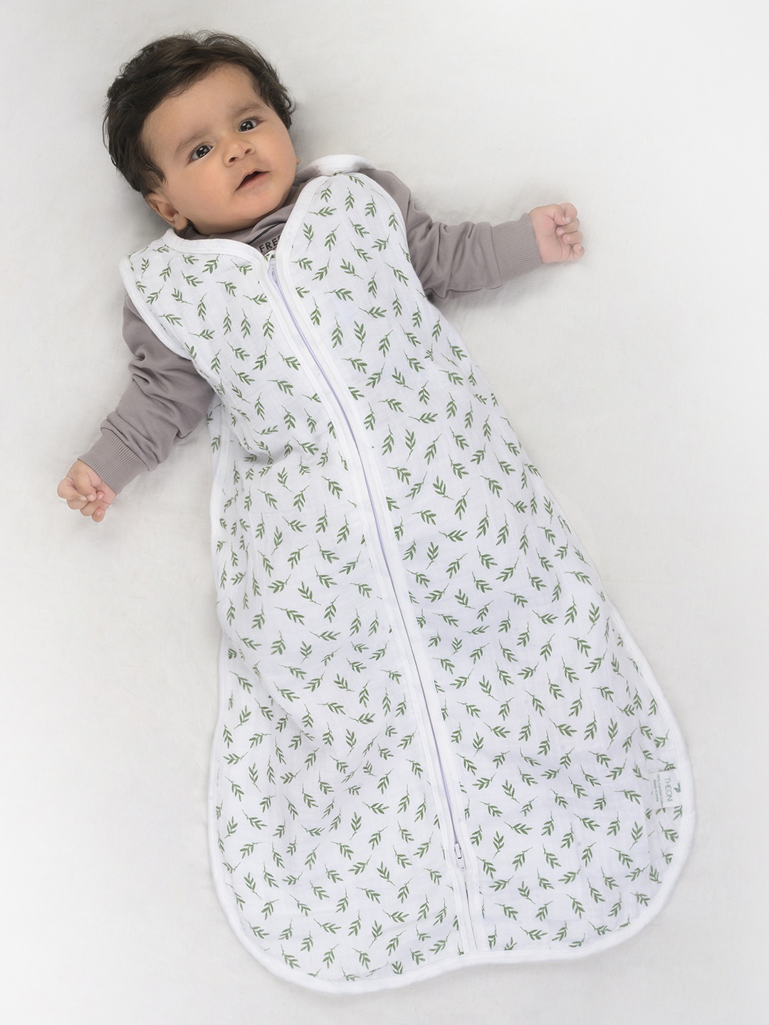 

THEONI Infants Printed Pure Cotton Sleeping Bag, White