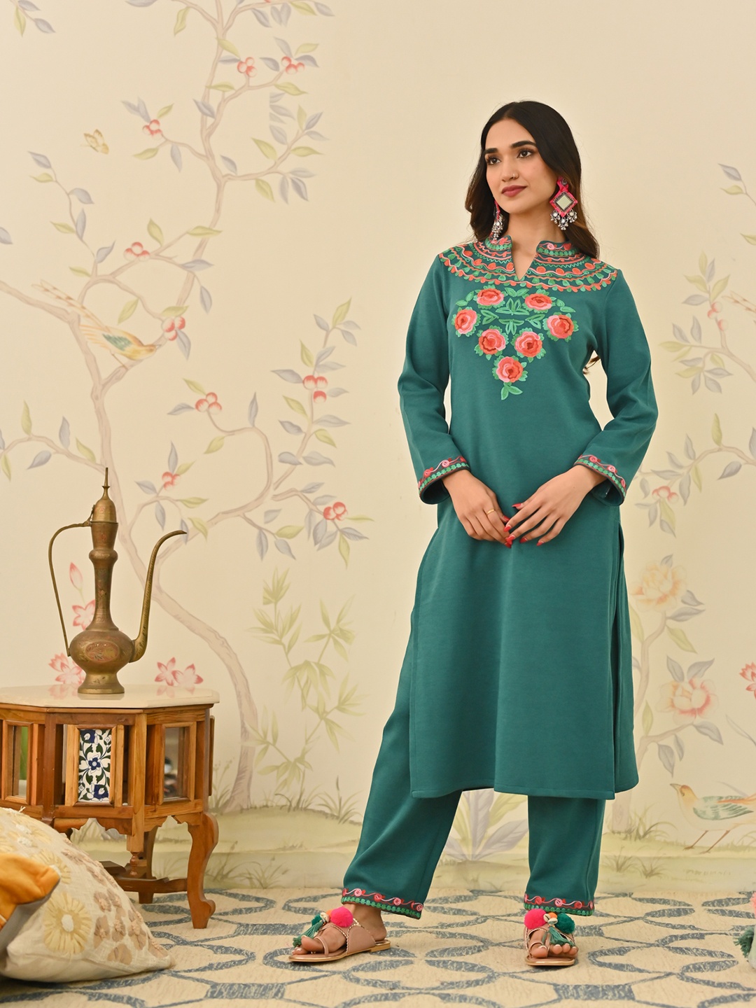 

Rustorange Embroidered Regular Thread Work Kurta with Salwar, Teal