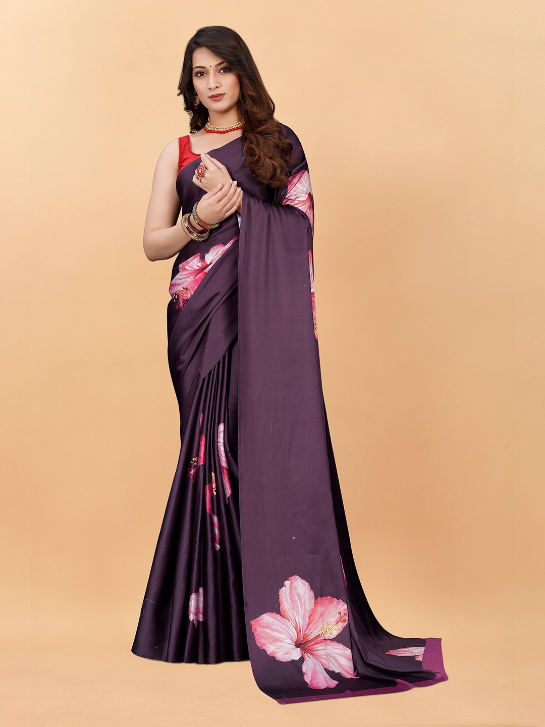 

NIWAA Floral Printed Satin Saree, Purple