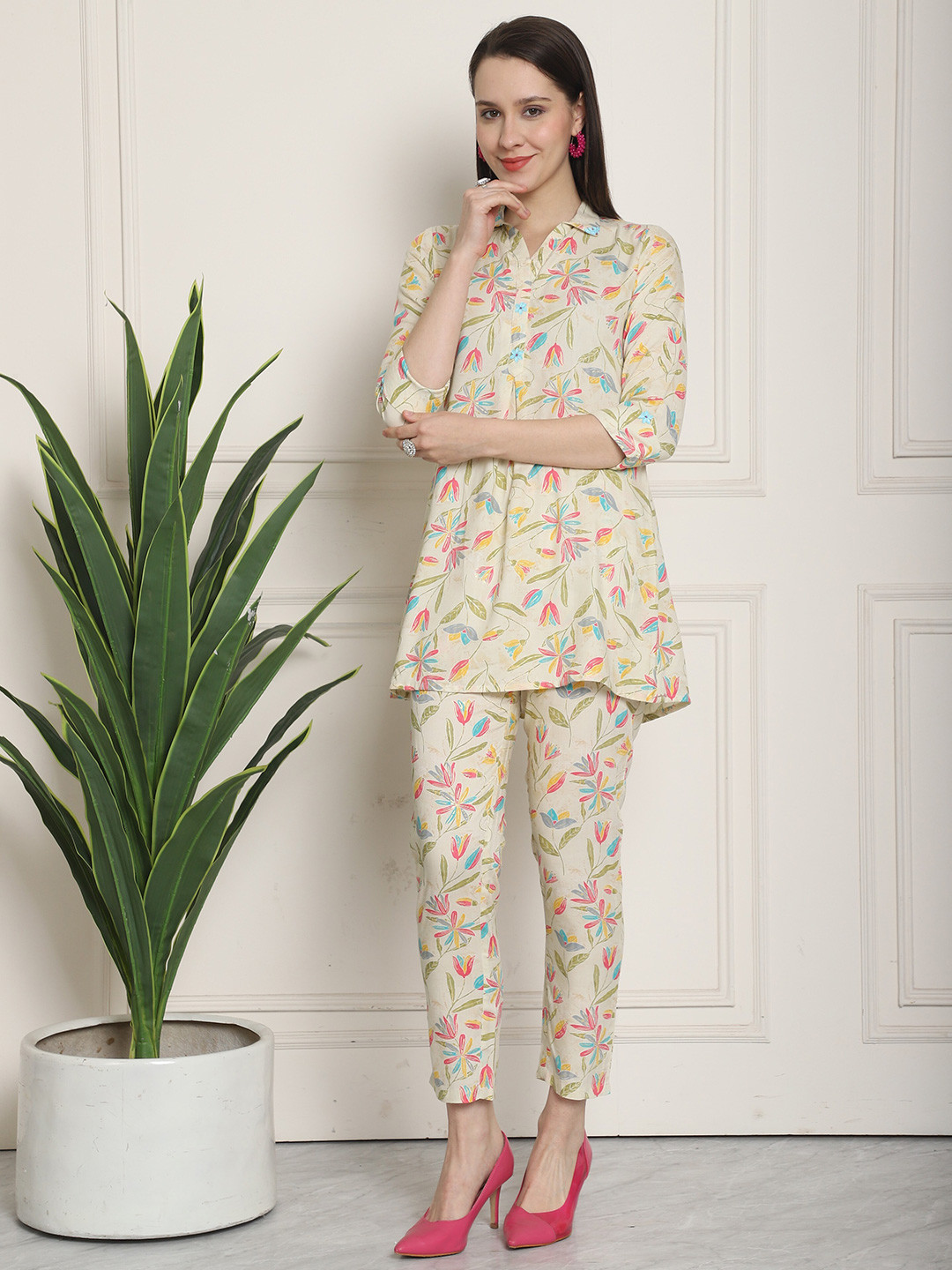 

Rajnandini Printed Shirt Collar Co-Ords, Beige