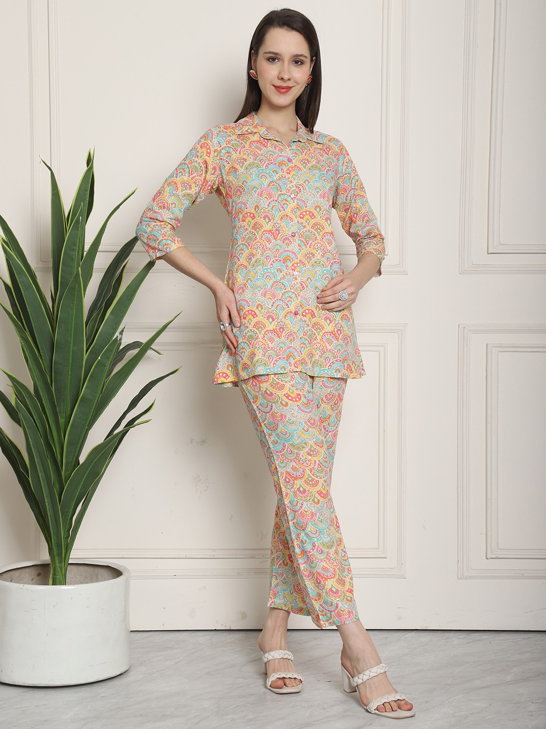 

Rajnandini Printed Shirt Collar Tunic & Trousers Co-Ords, Yellow