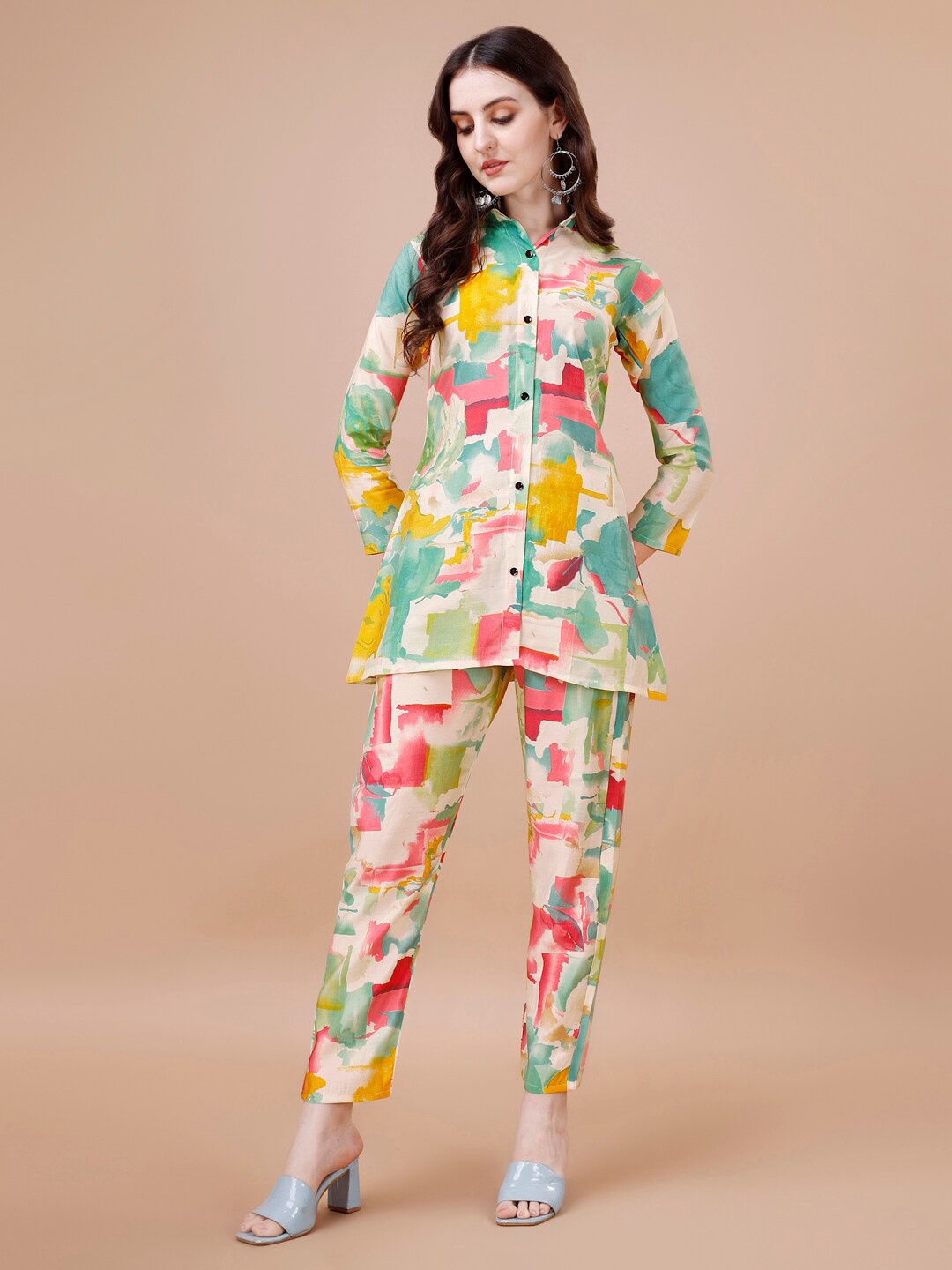 

HETVI CREATION Abstract Printed Shirt With Trousers, Blue