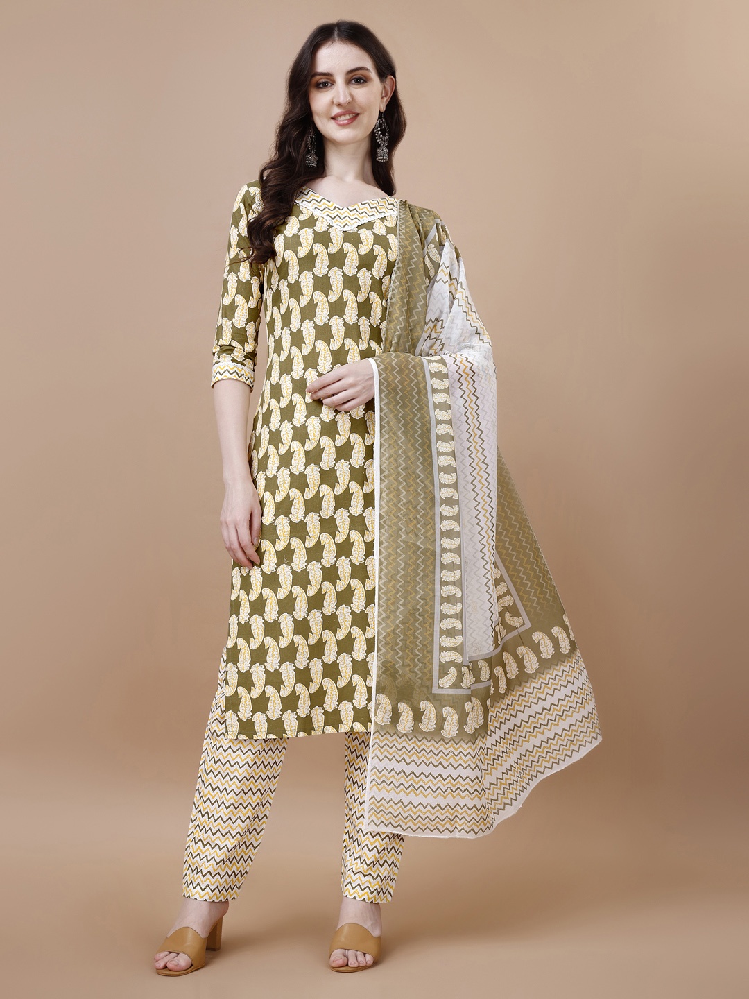 

HETVI CREATION Paisley Printed Round Neck Kurta with Trousers & With Dupatta, Olive