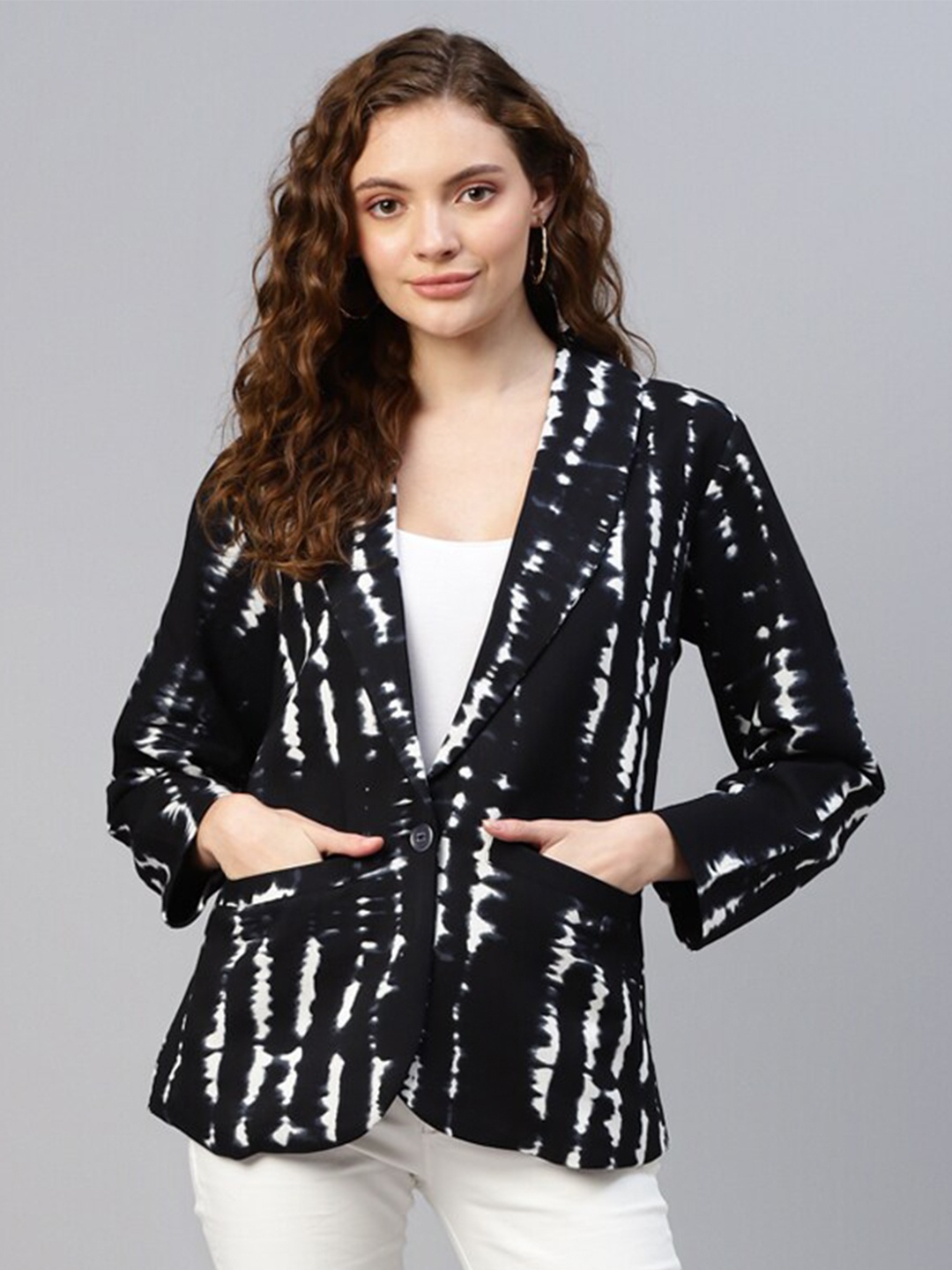 

DEEBACO Tie & Dye Single Breasted Blazer, Black