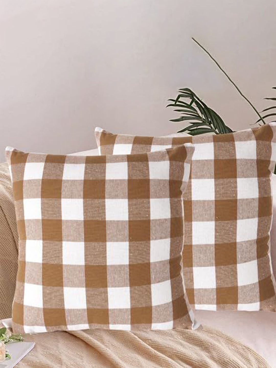 

Lushomes Beige & White 4 Pieces Checked Cotton Square Cushion Covers