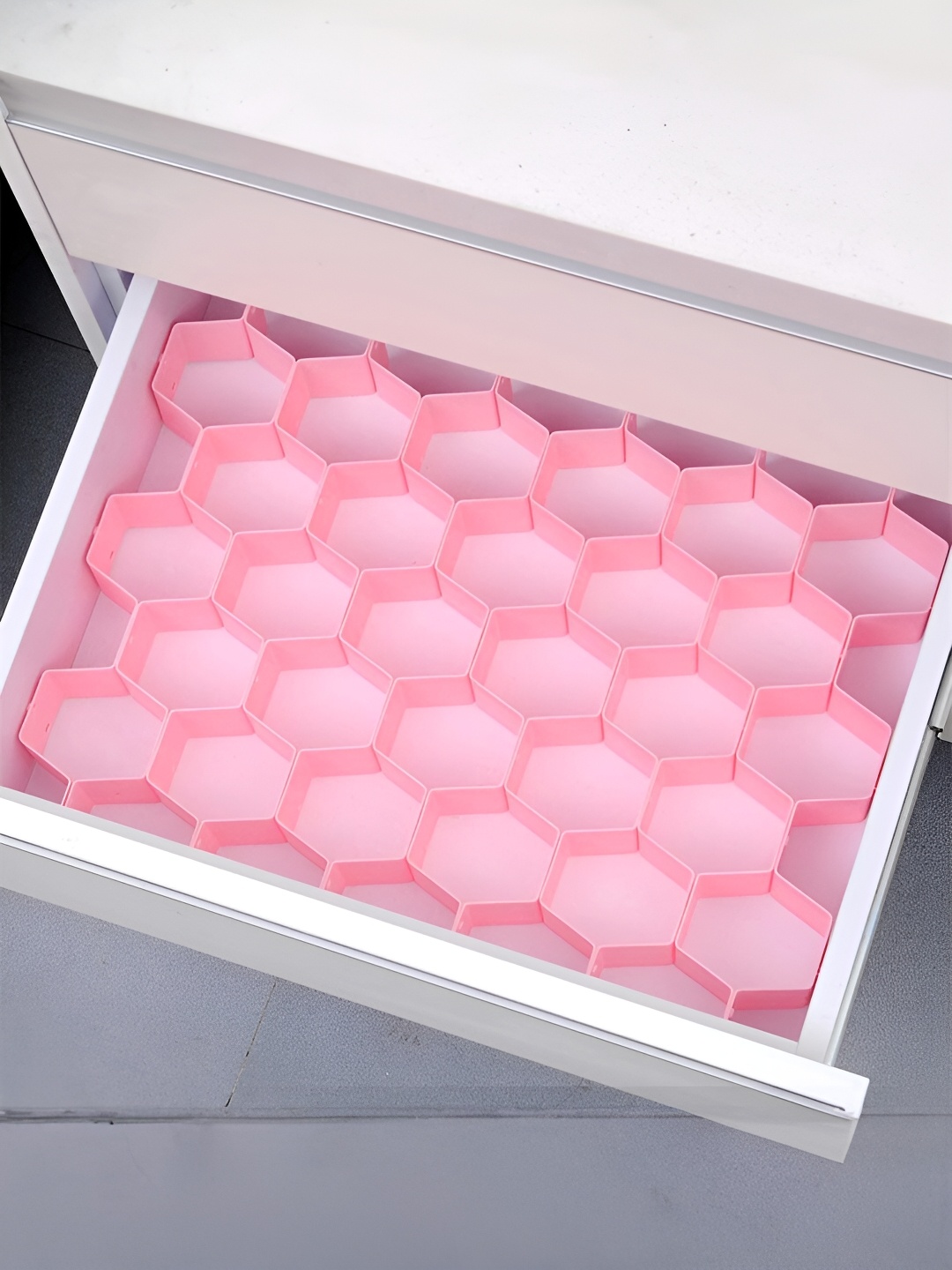 

URBANFIX Pink 8 Straps Reusable Closet Drawer Organisers