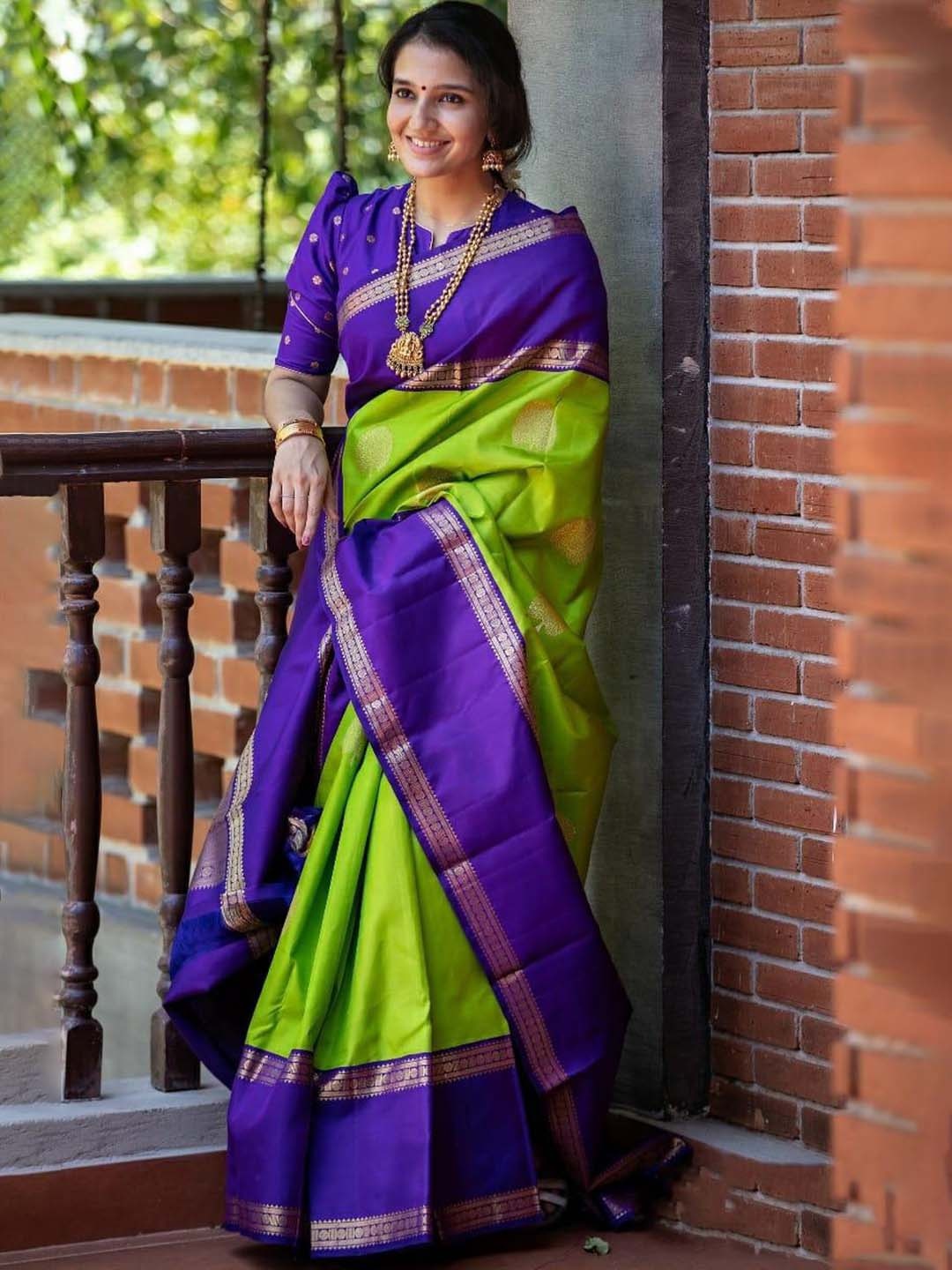 

Mitera Woven Design Zari Art Silk Saree, Green