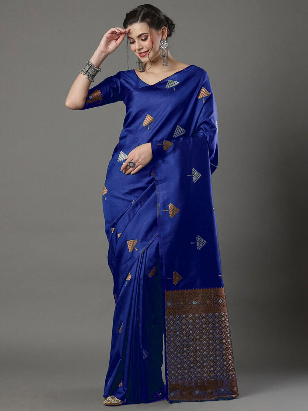 

Mitera Blue & Gold Toned Ethnic Motifs Zari Art Silk Saree