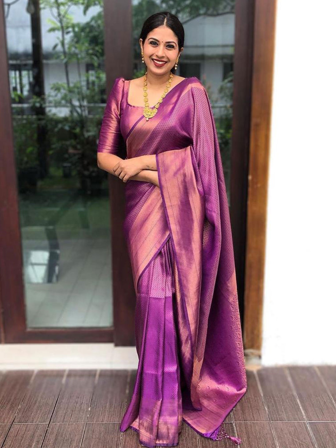 

Mitera Woven Design Zari Art Silk Saree, Purple