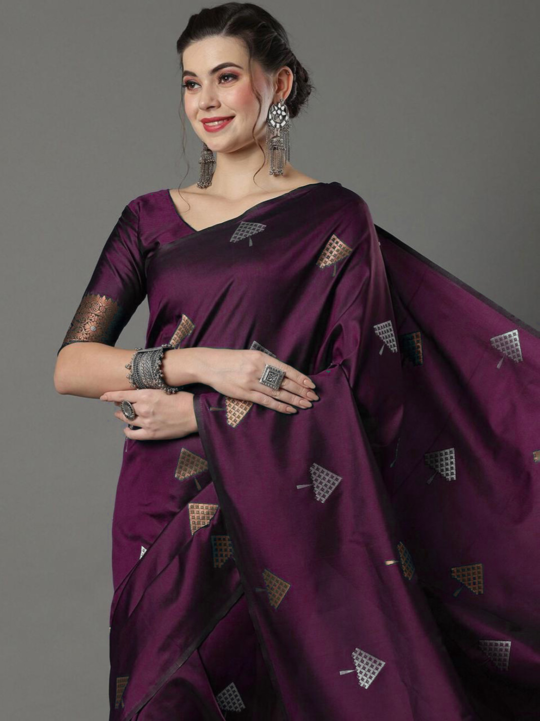 

Mitera Purple & Gold Toned Ethnic Motifs Woven Design Zari Art Silk Saree