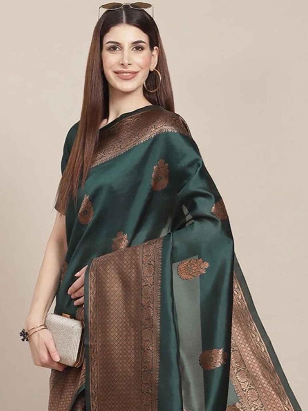 

Mitera Green & Gold-Toned Ethnic Motifs Woven Design Zari Art Silk Saree