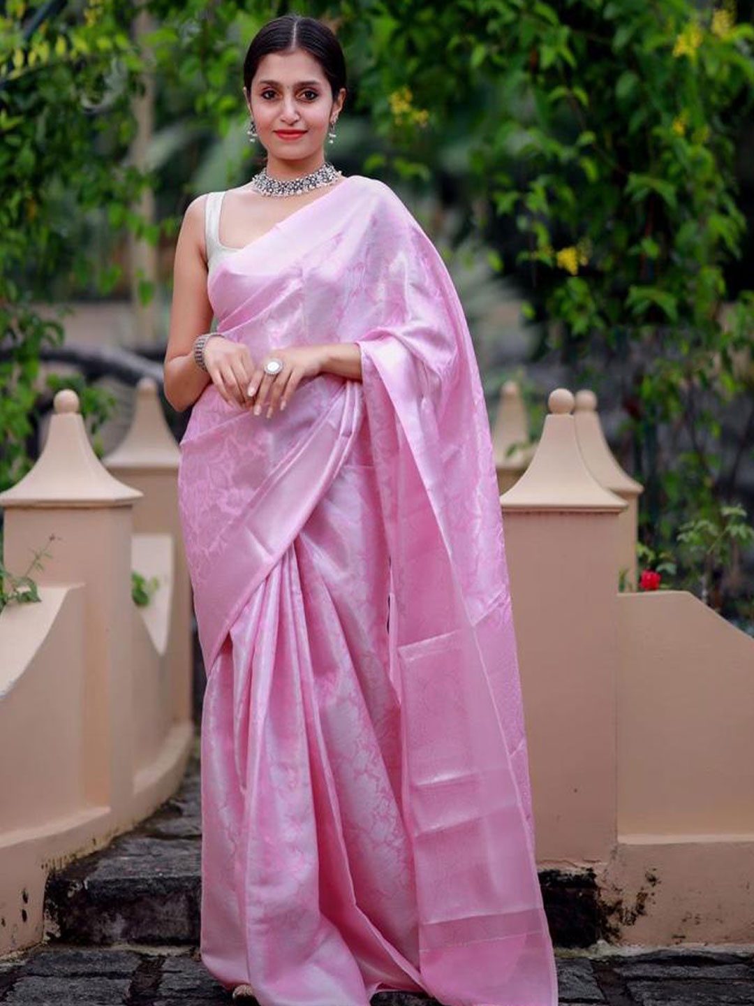

Mitera Pink & Silver-Toned Ethnic Motifs Woven Design Zari Art Silk Saree