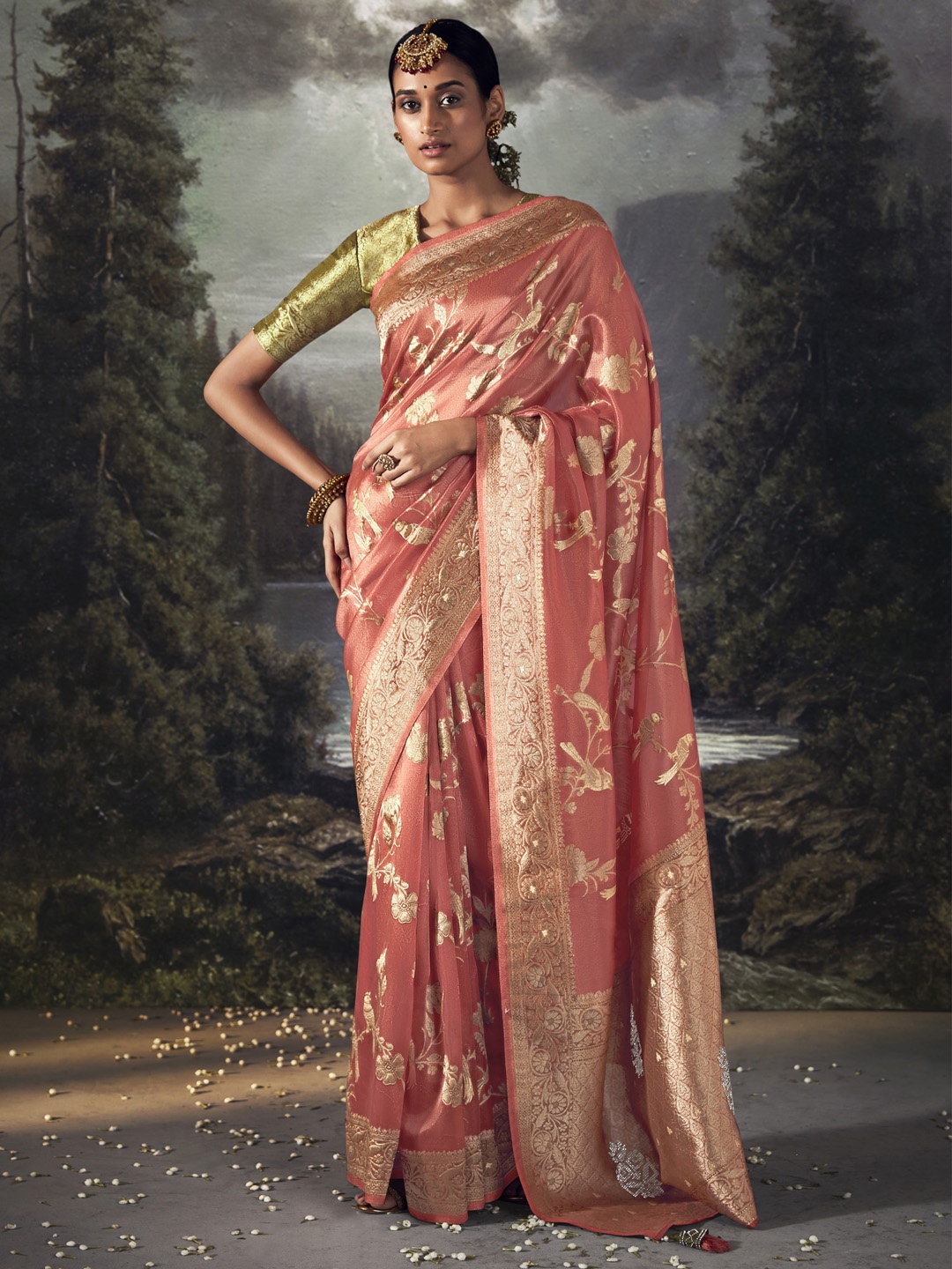 

Mitera Peach-Coloured & Gold-Toned Woven Design Zari Tissue Banarasi Saree