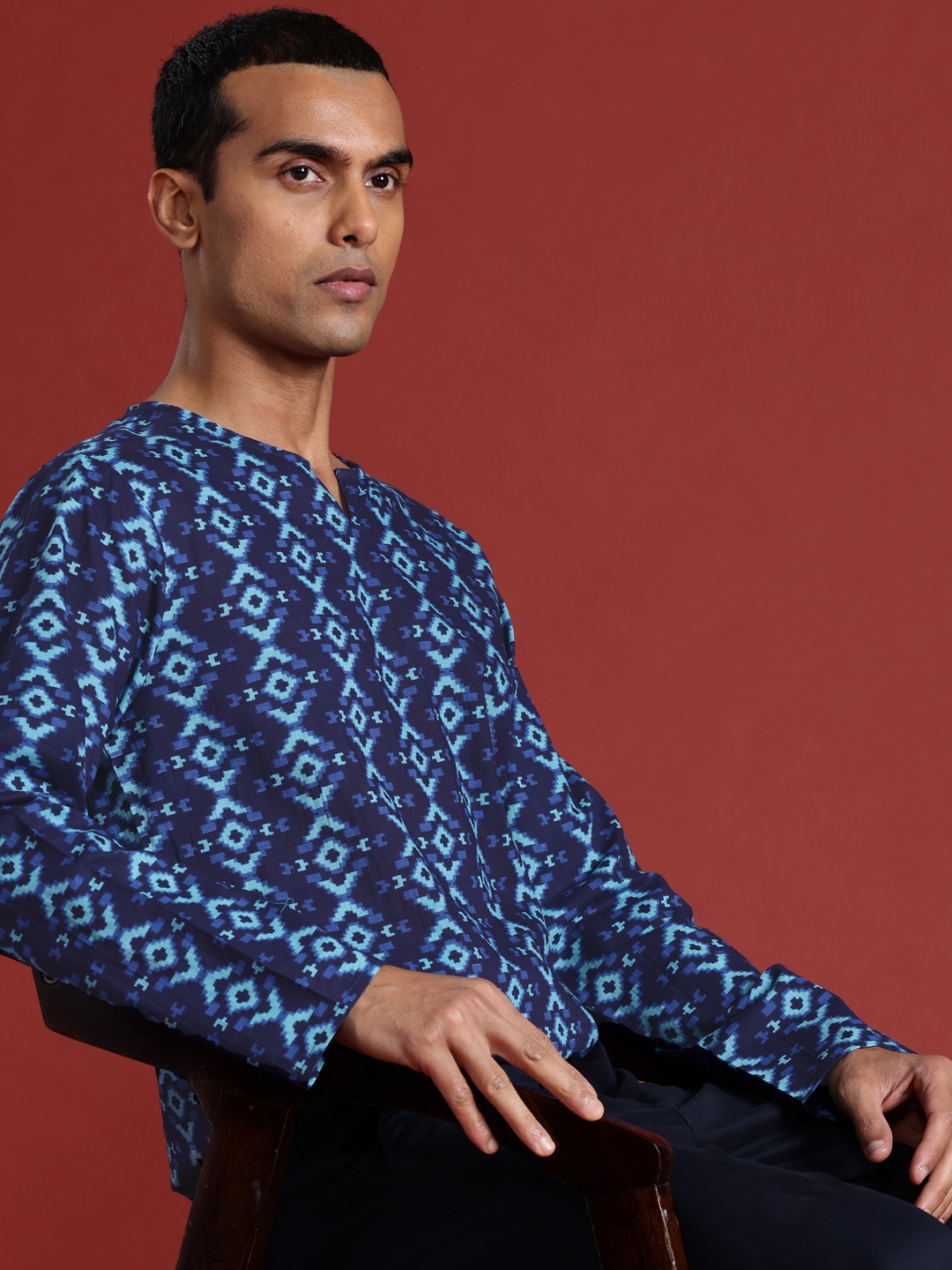 

Anouk Ethnic Motifs Print Pure Cotton Kurta, Navy blue