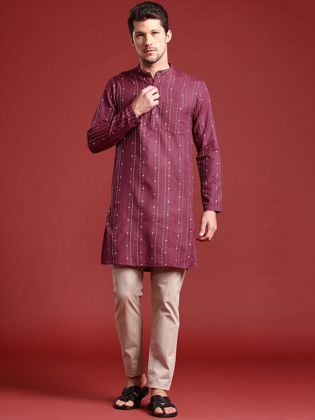 

Anouk Woven Design Straight Kurta, Maroon
