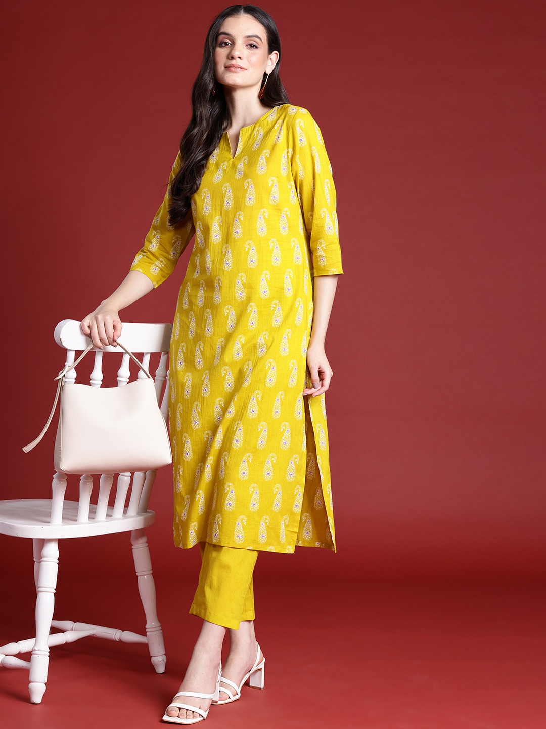 

Anouk Printed Pure Cotton Straight Kurta with Trousers, Yellow