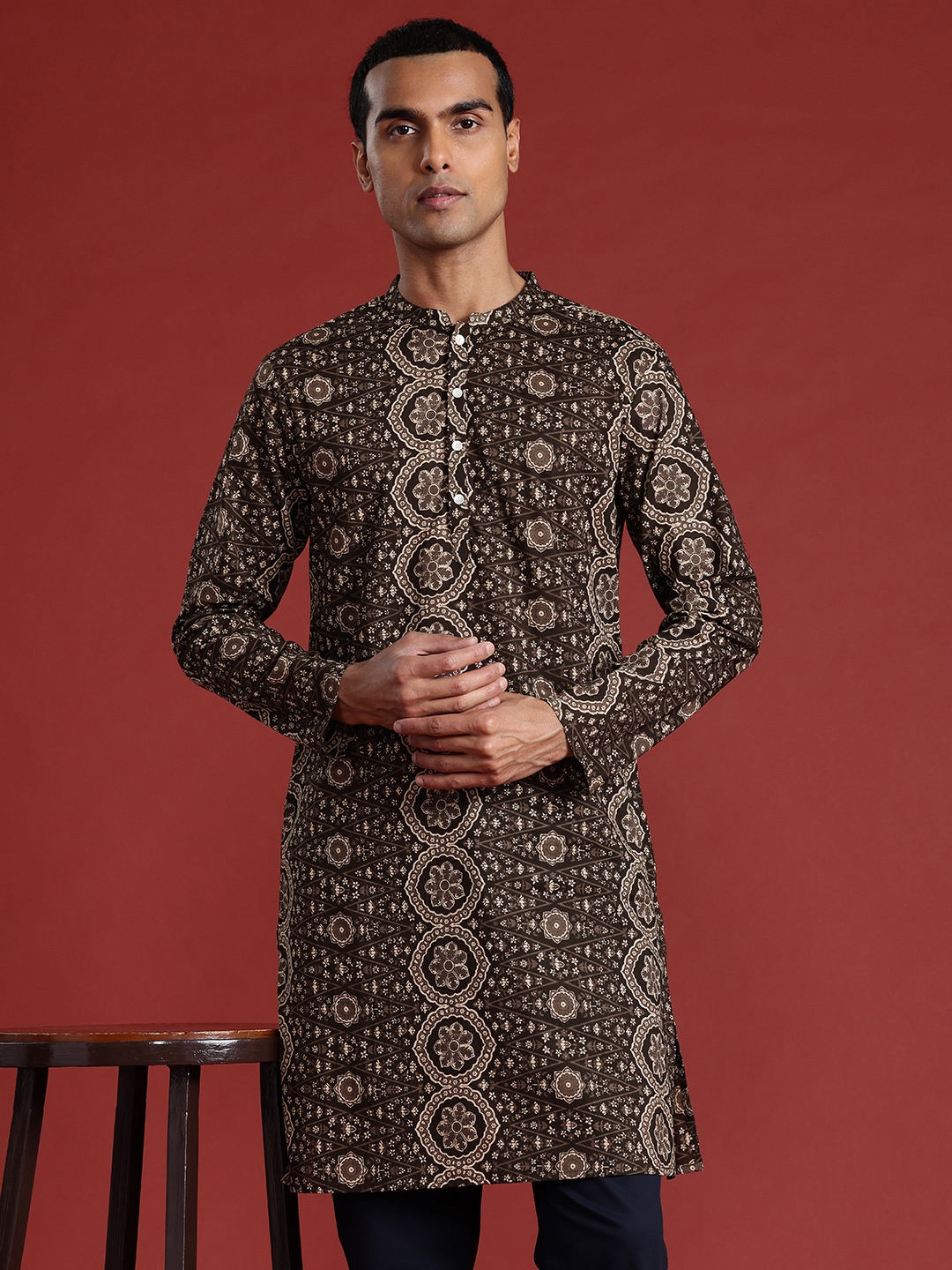 

Anouk Men Ethnic Motifs Printed Pure Cotton Kurta, Brown