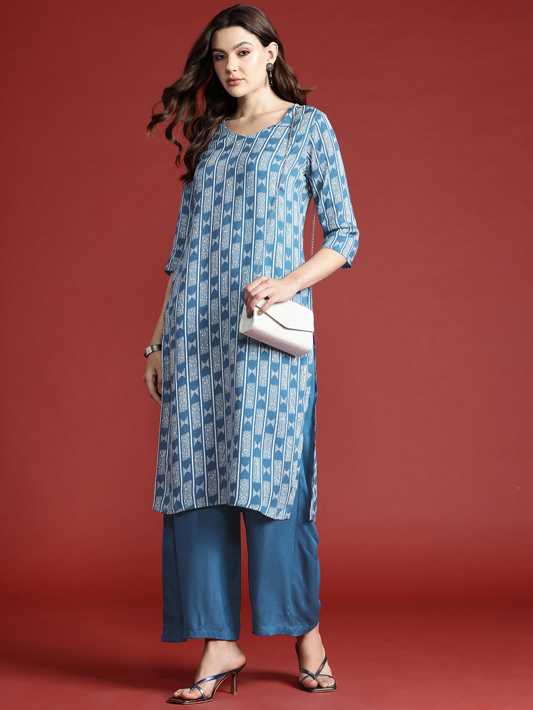 

Anouk Geometric Printed Regular Kurta with Palazzos, Blue