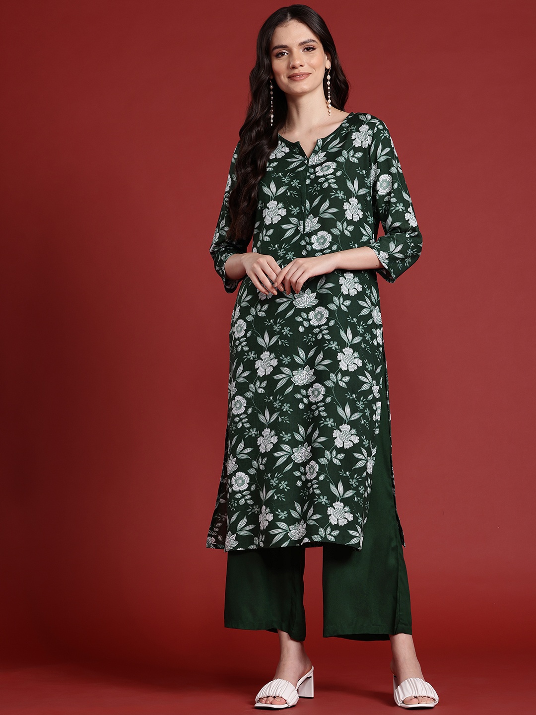 

Anouk Floral Printed Regular Kurta with Trousers, Green