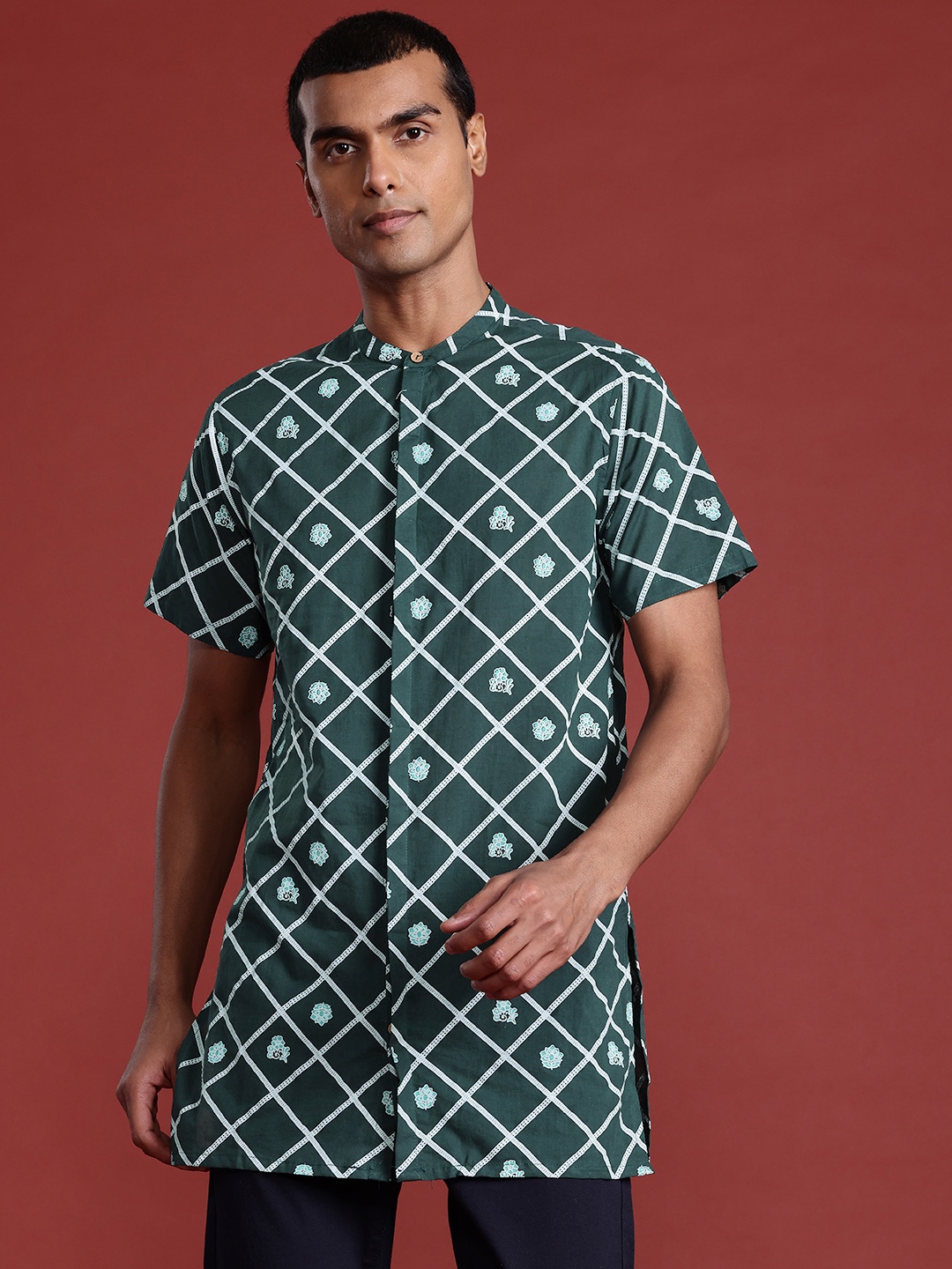 

Anouk Men Cotton Geometric Indie Prints Kurta, Green