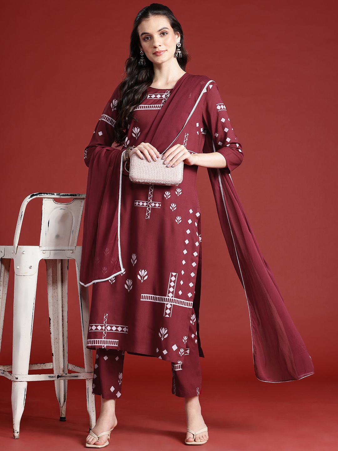 

Anouk Printed Straight Kurta with Trousers & Dupatta, Maroon