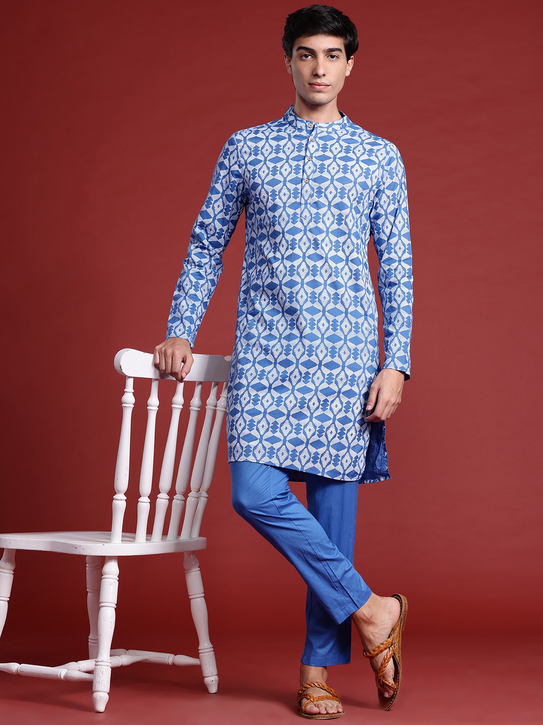 

Anouk Printed Regular Pure Cotton Kurta with Trousers, Blue