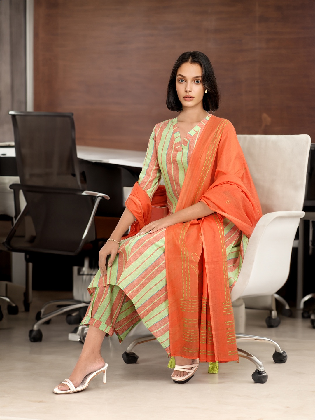 

Anouk Women Striped Regular Kurta with Trousers & Dupatta, Green