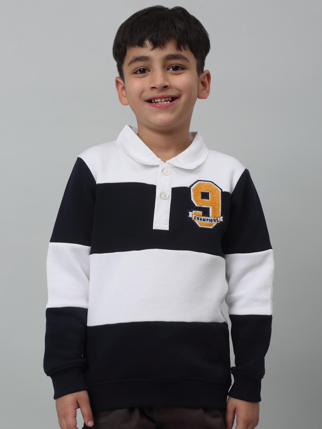 

Cantabil Boys Colourblocked Shirt Collar Cotton Sweatshirt, White