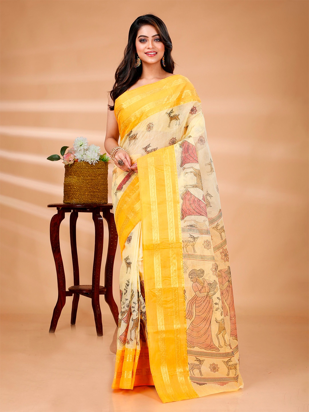 

DipDiya Kalamkari Printed Zari Pure Cotton Taant Saree, Yellow