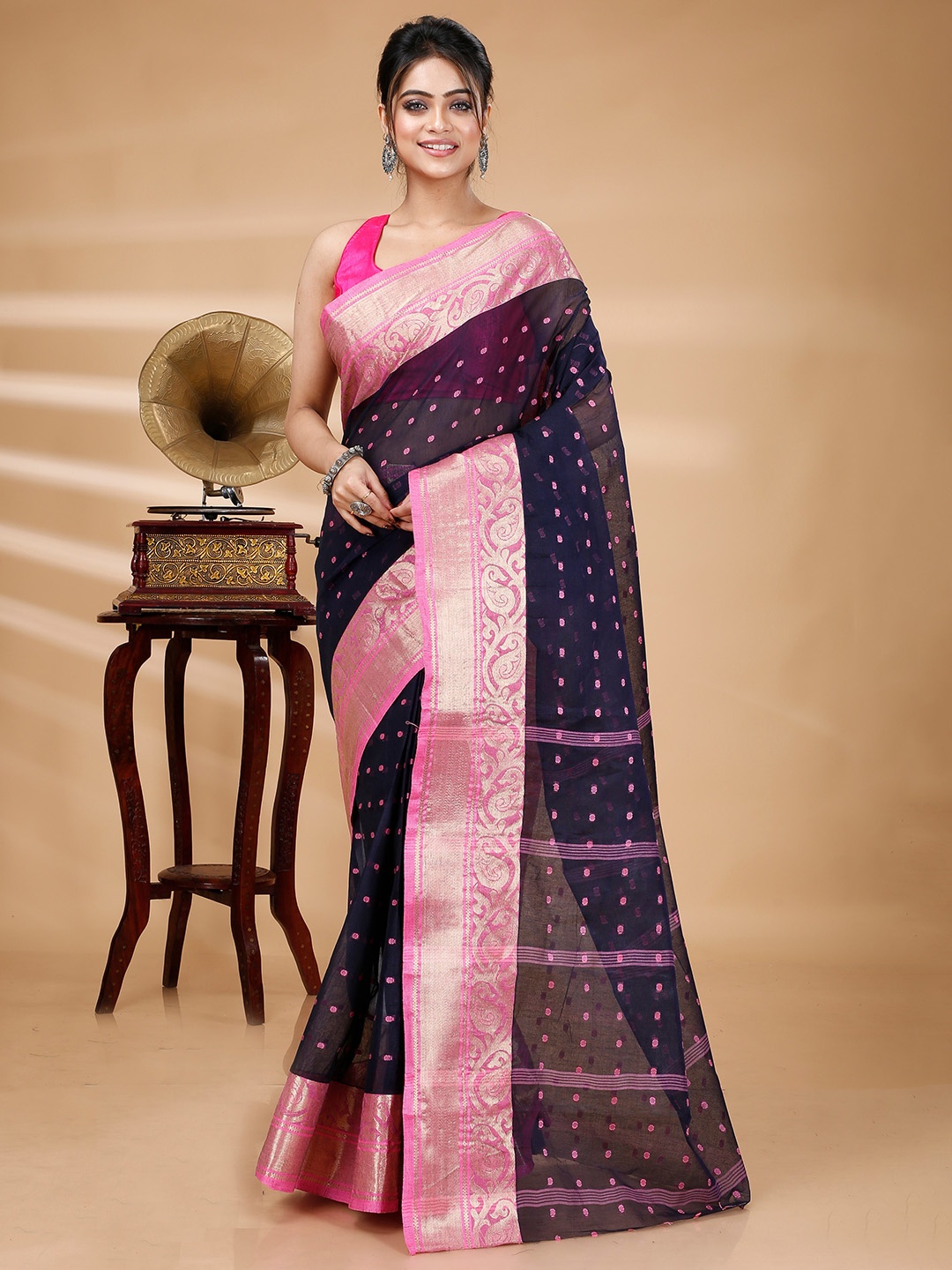 

DipDiya Navy Blue & Pink Ethnic Woven Design Zari Pure Cotton Taant Saree