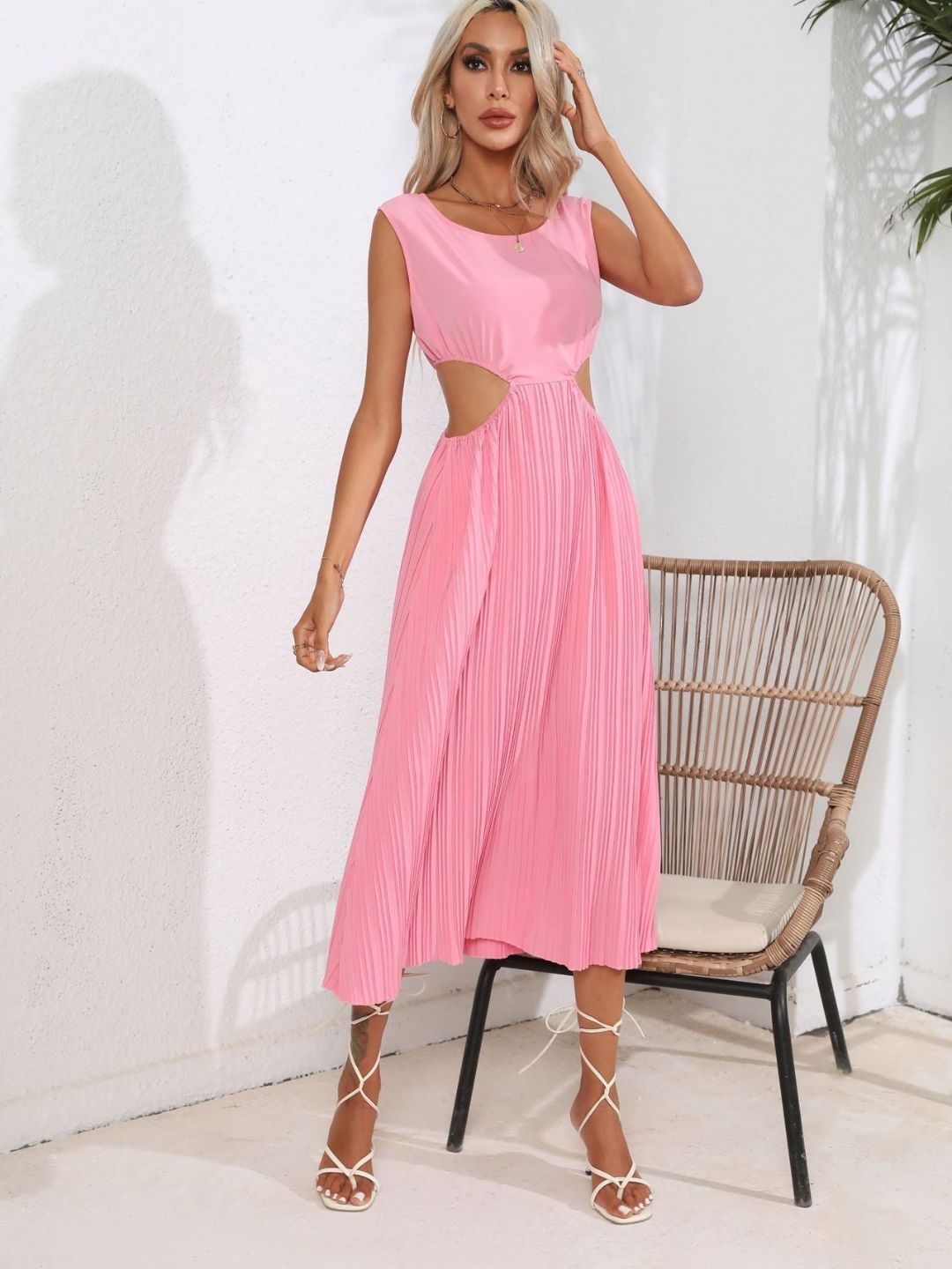 

DressBerry hollowed out waist pleated Maxi Dress, Pink