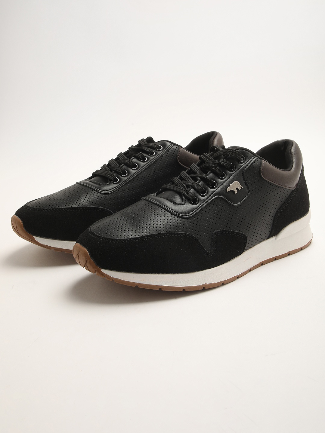 

THE BEAR HOUSE Men Perforations Lace Up Sneakers, Black