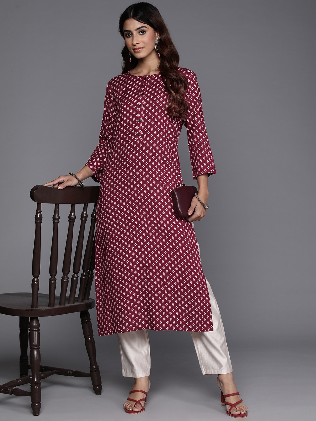 

Indo Era Women Geometric Printed Kurta, Maroon