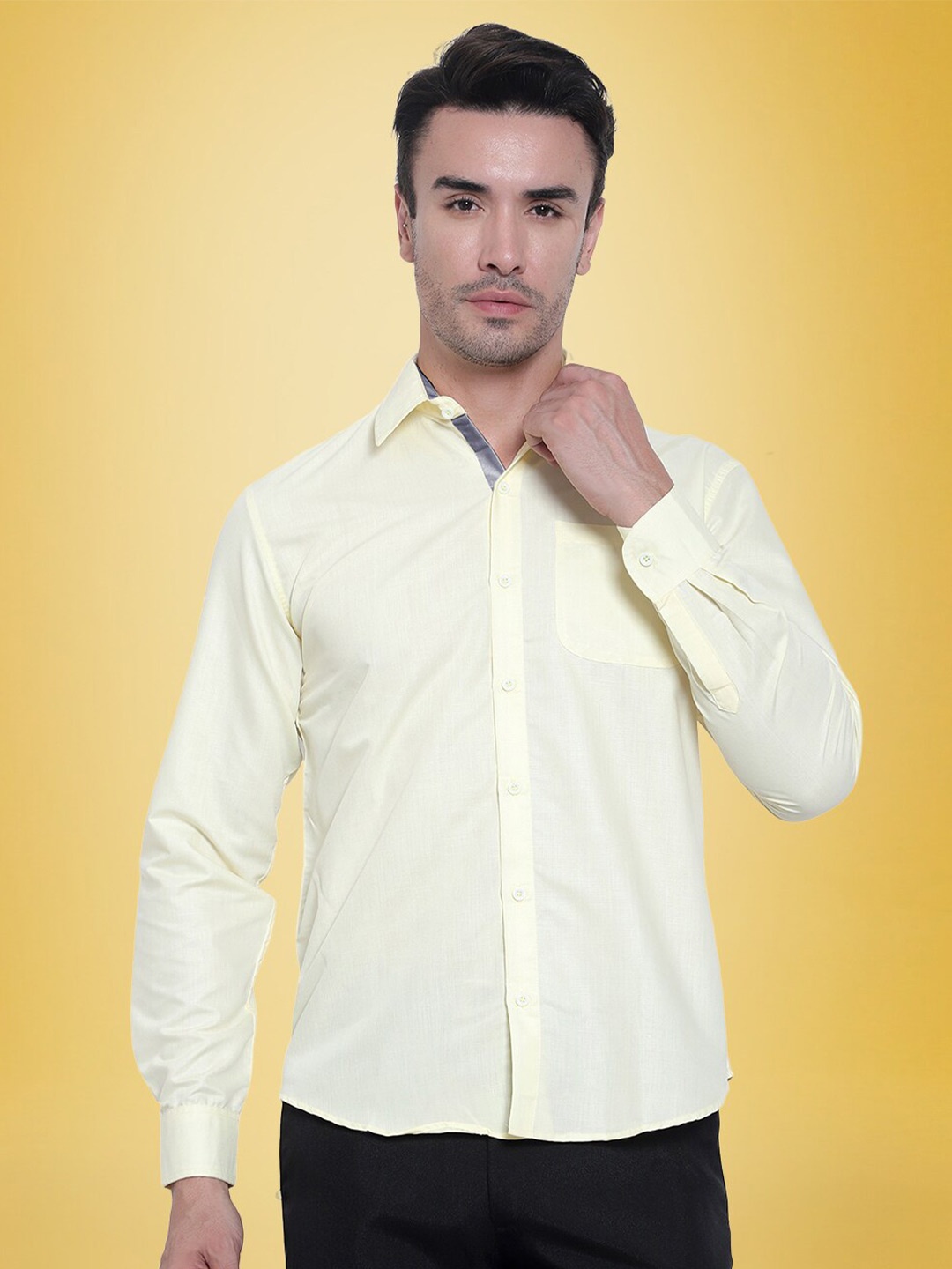 

1 Stop Fashion Cream Coloured Spread Collar Opaque Slim Fit Cotton Casual Shirt