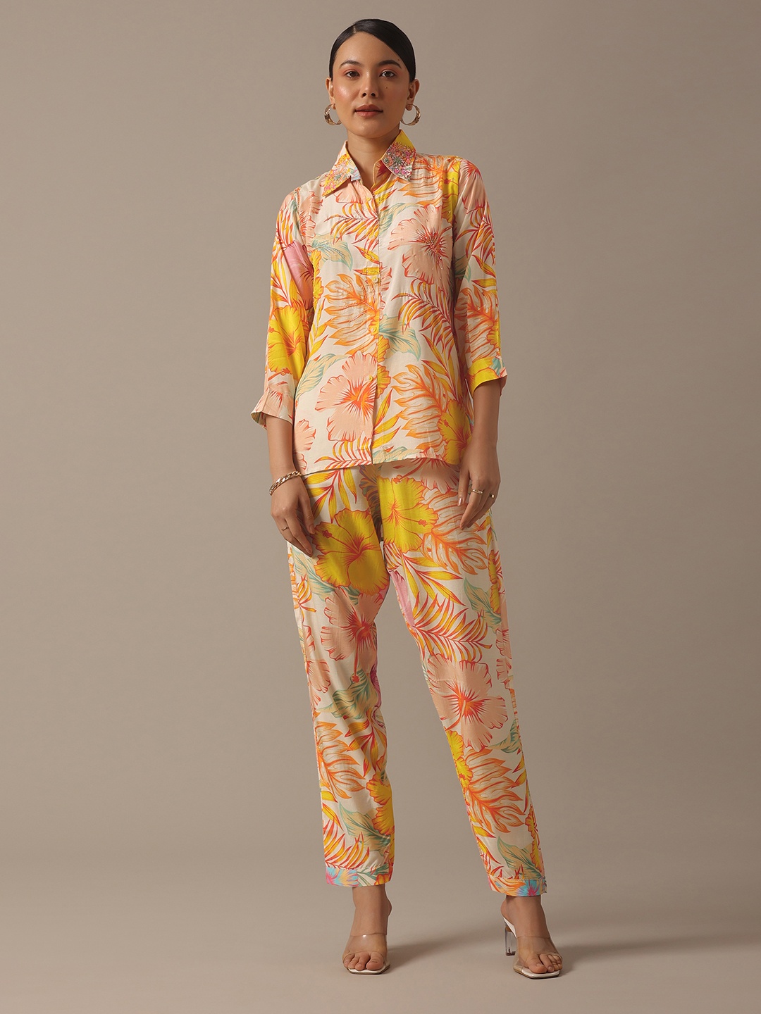 

KALKI Fashion Floral Printed Shirt Collar Three-Quarter Sleeves Cotton shirt with Trousers, Yellow