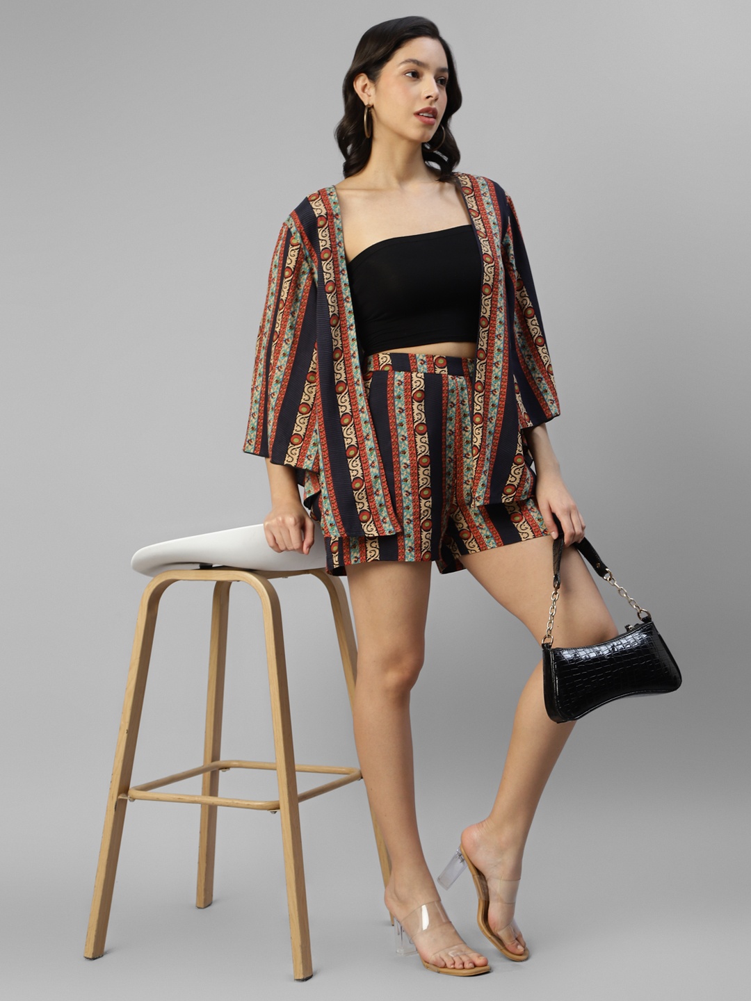 

DEEBACO Geometric Printed Shrug With Shorts, Black