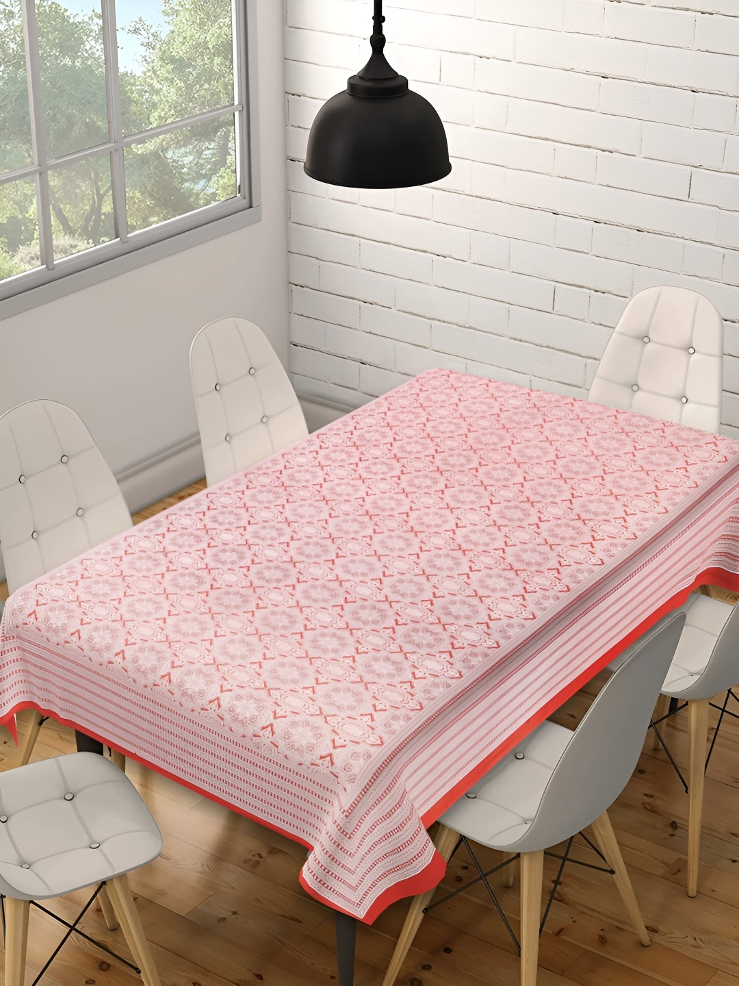 

Texstylers Red & White Geometric Printed Cotton Table Cover