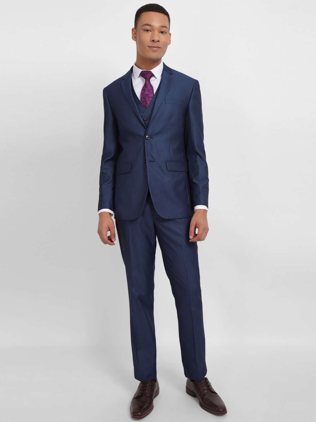 

Allen Solly Slim-Fit Notched Lapel Collar Single-Breasted 3-Piece Formal Suit, Navy blue