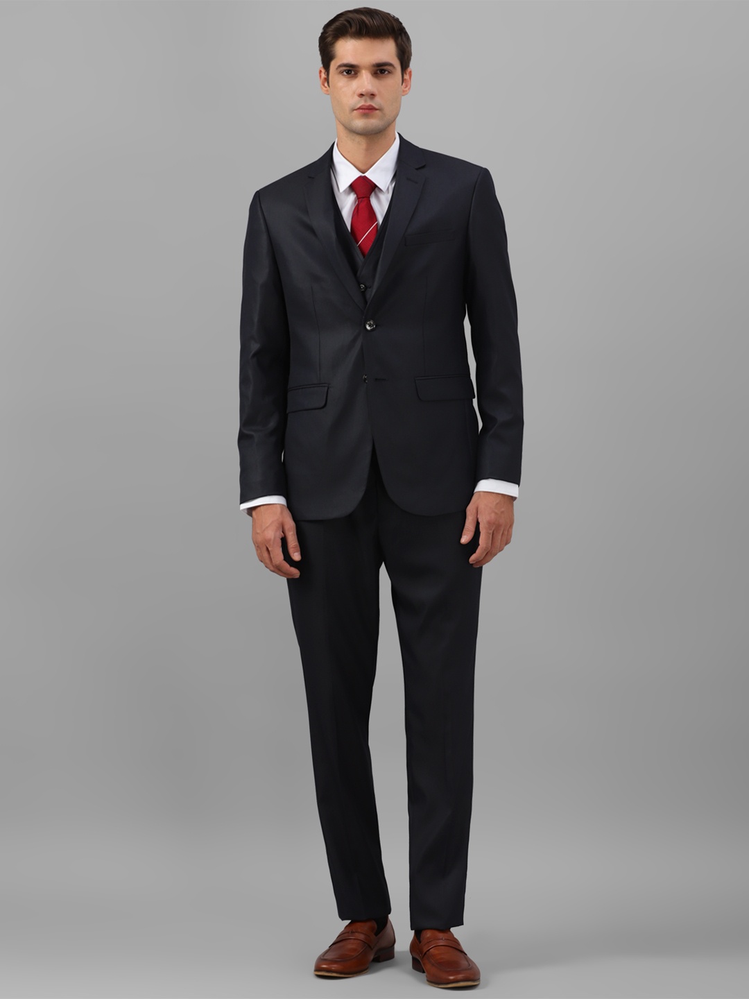 

Allen Solly Slim-Fit Single-Breasted Three-Piece Formal Suit, Black