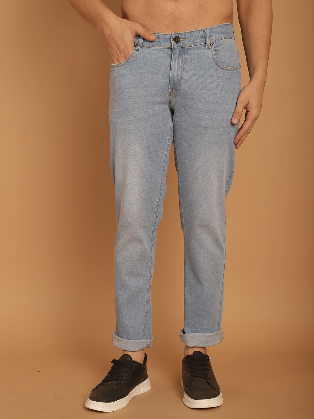 

The Roadster Lifestyle Co. Men Light Fade Stretchable Jeans, Blue