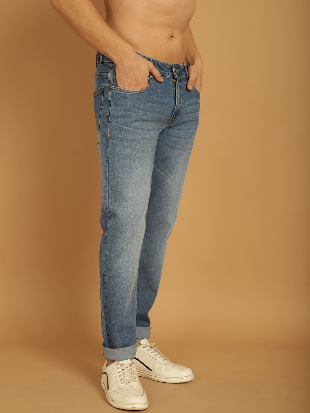 

The Roadster Lifestyle Co. Men Heavy Fade Stretchable Jeans, Blue