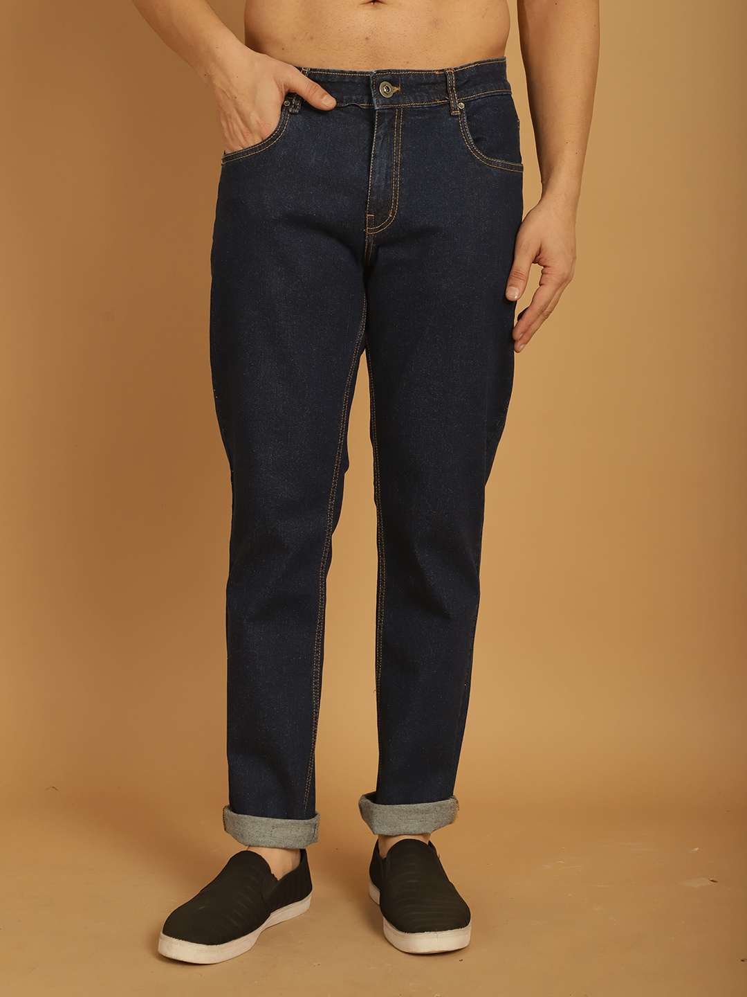 

The Roadster Lifestyle Co. Men Mid-Rise Jeans, Blue