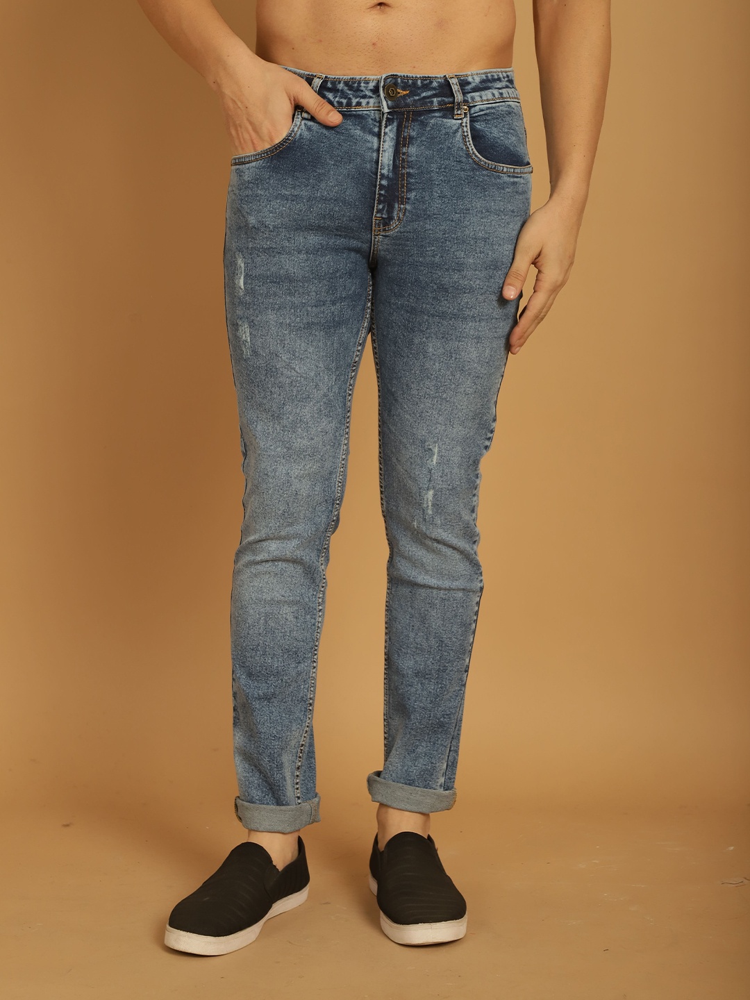 

The Roadster Lifestyle Co. Men Blue Low Distress Heavy Fade Stretchable Jeans