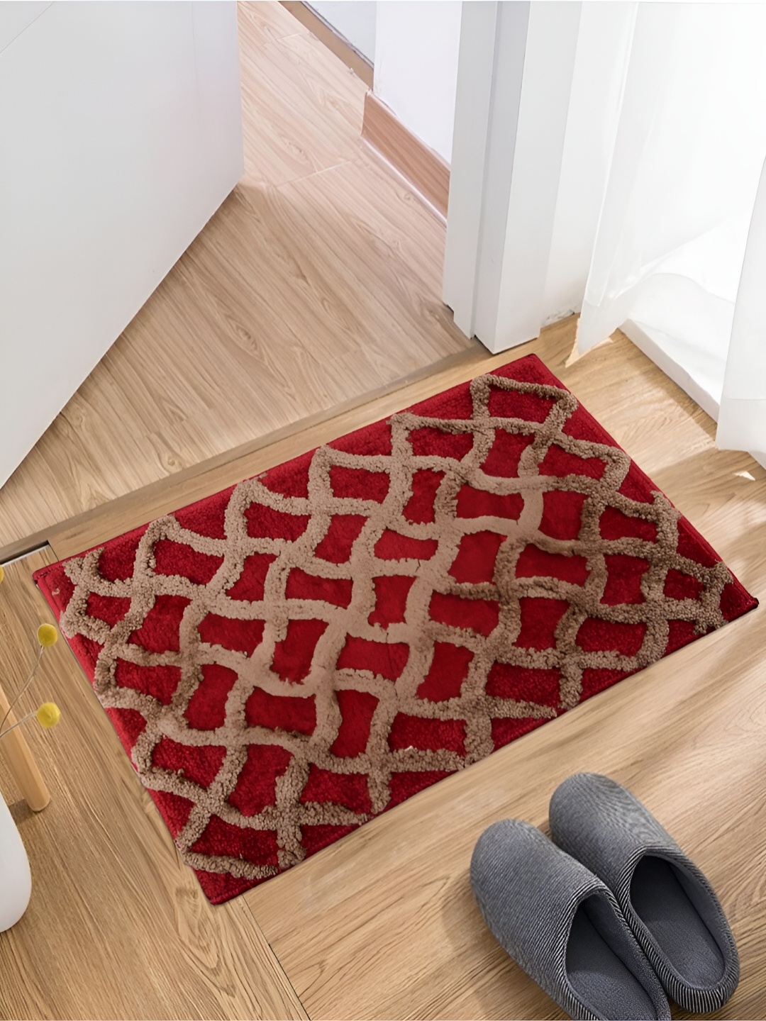 

Kuber Industries Maroon & Brown Geometric Cotton Doormat