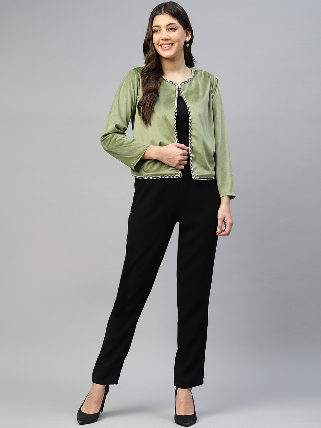 

DEEBACO Velvet Button Shrug, Green