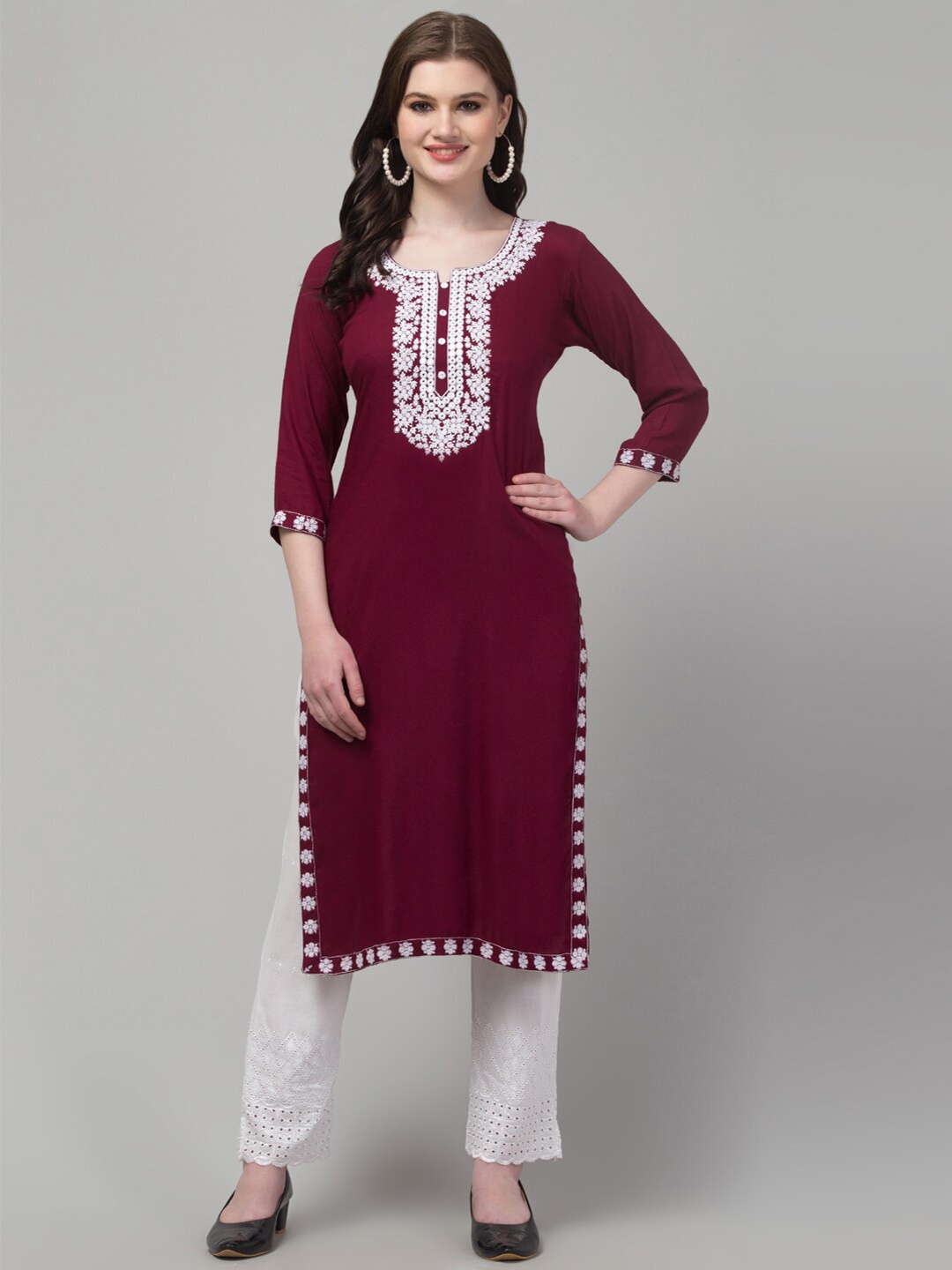 

Trend Level Ethnic Motifs Yoke Design Thread & Mirror Work Straight Kurta, Maroon