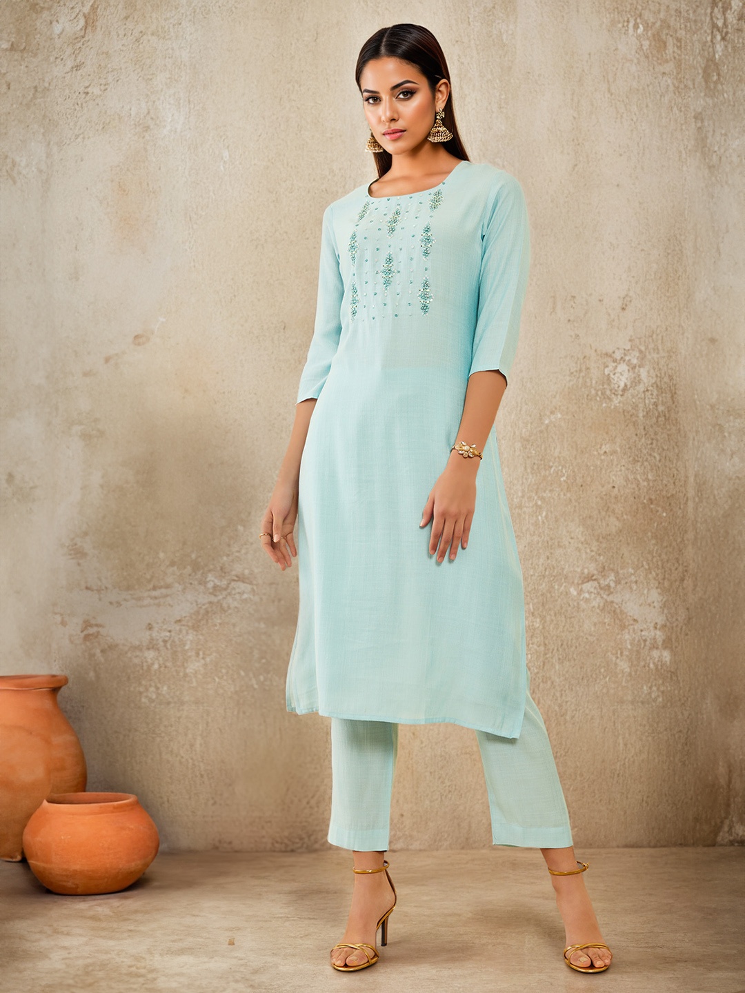 

Soch Floral Embroidered Straight Kurta with Trousers, Blue