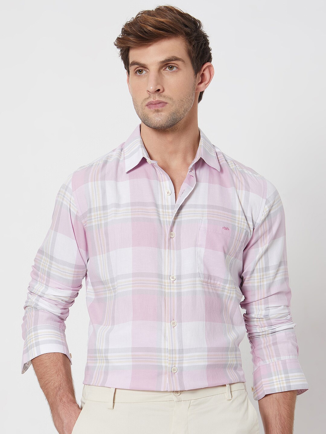 

Mufti Slim Fit Tartan Checks Spread Collar Twill Weave Cotton Casual Shirt, Pink