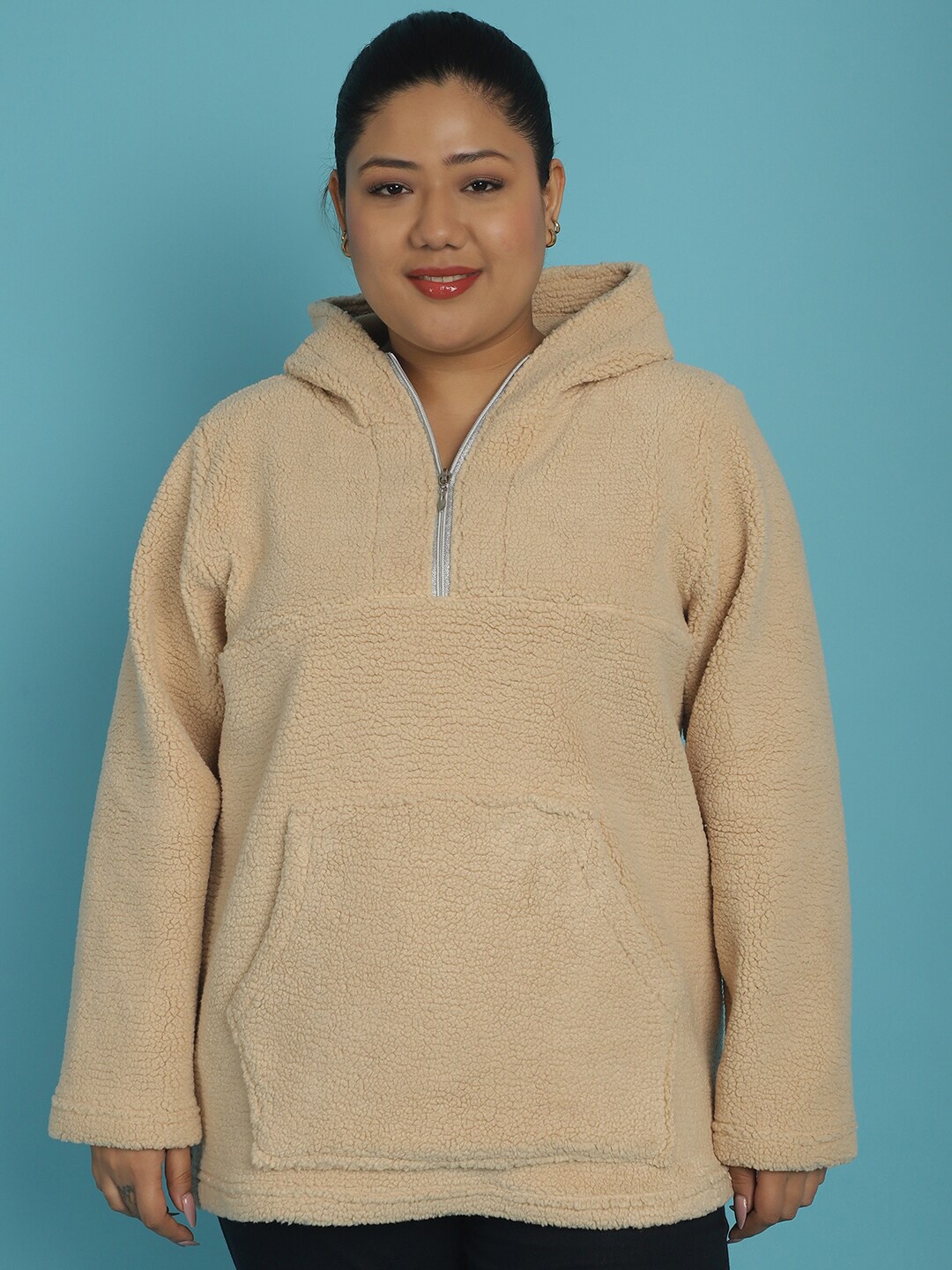 

theRebelinme Hooded Sweatshirt, Brown