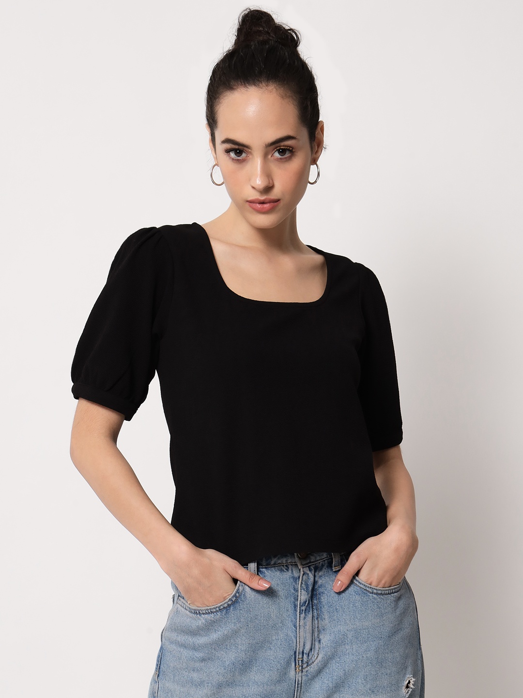 

Trend Arrest Square Neck Short Sleeves Top, Black